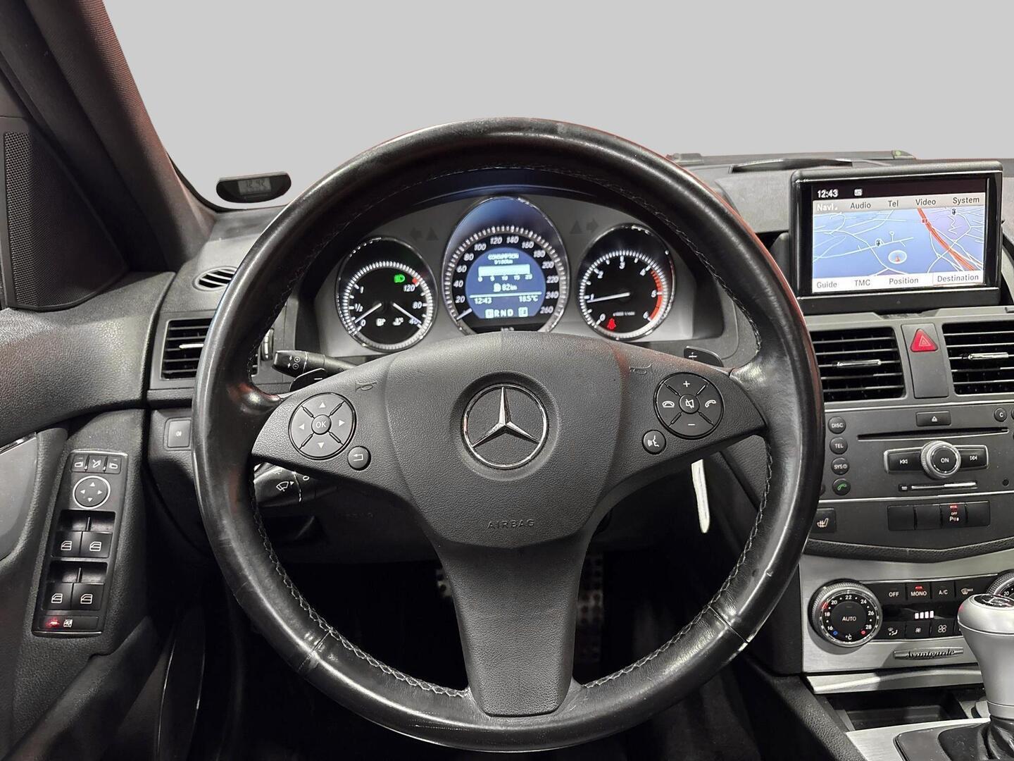 MERCEDES-BENZ C 2010