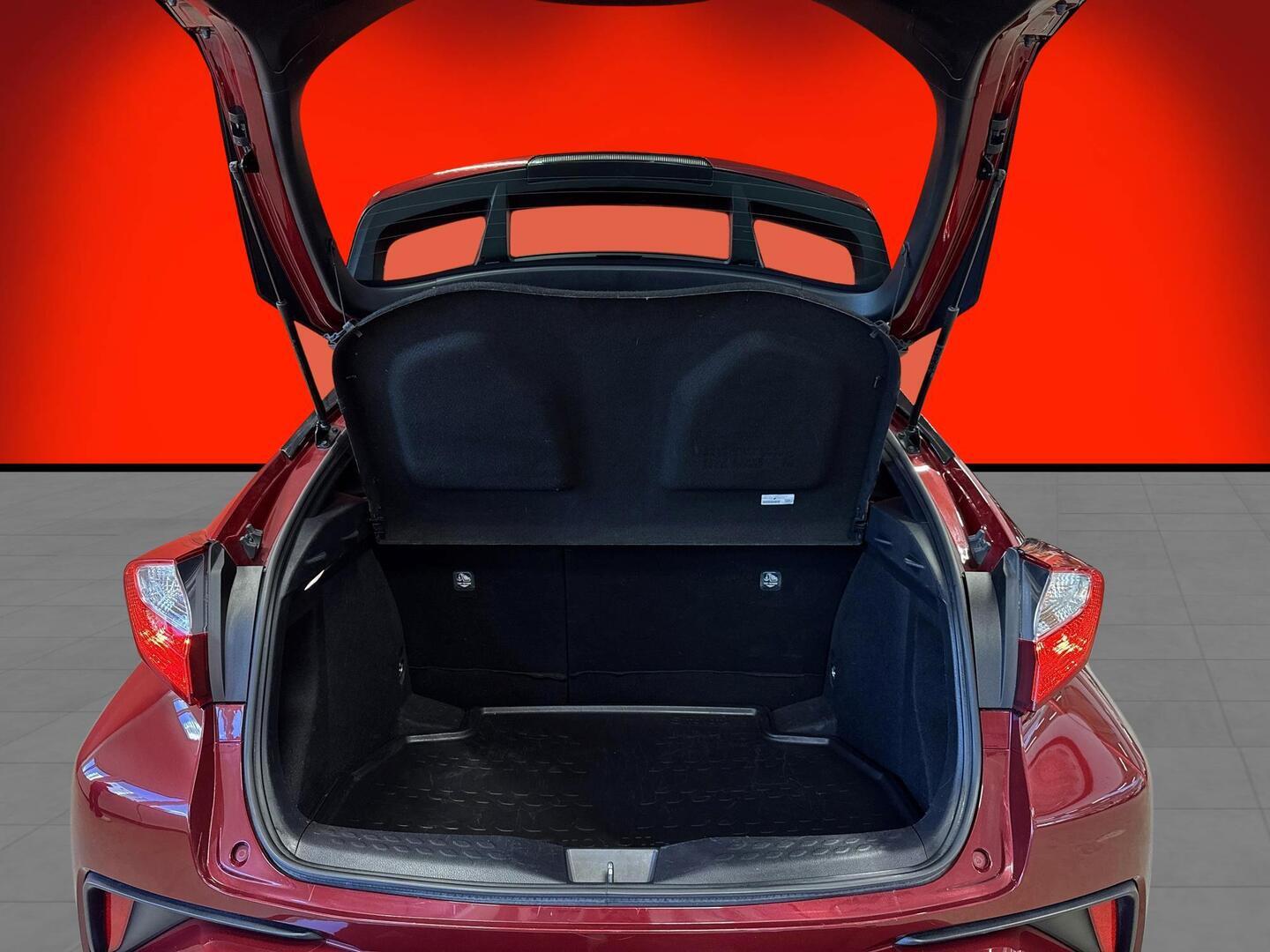 TOYOTA C-HR 2018