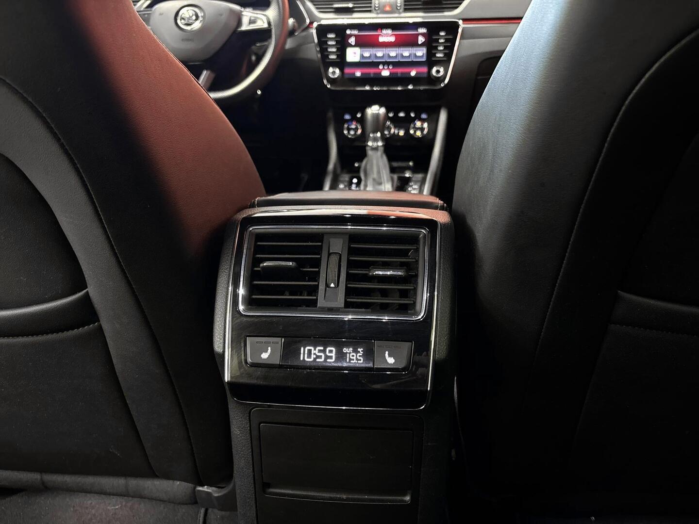 SKODA Superb 2019