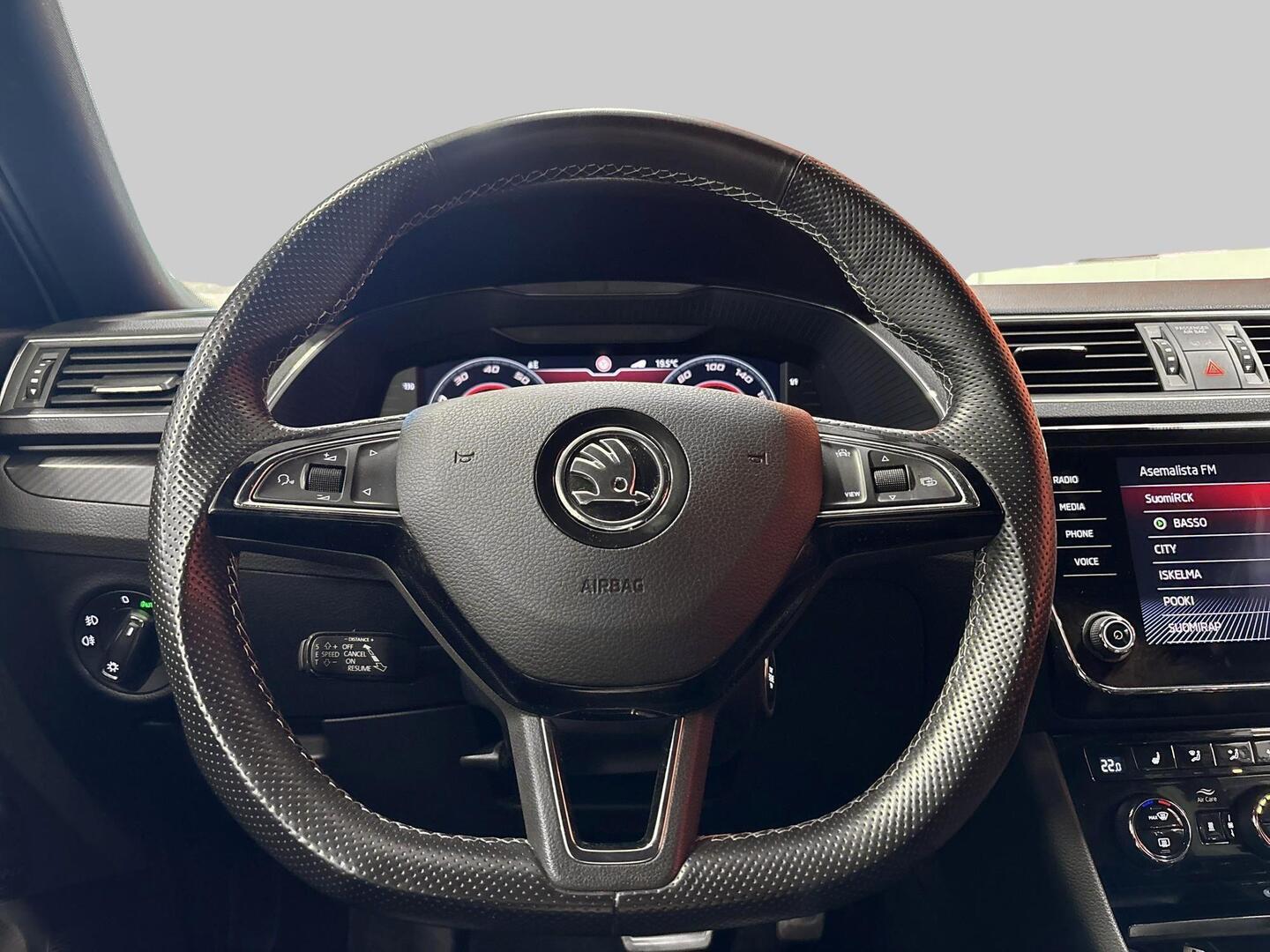 SKODA Superb 2019