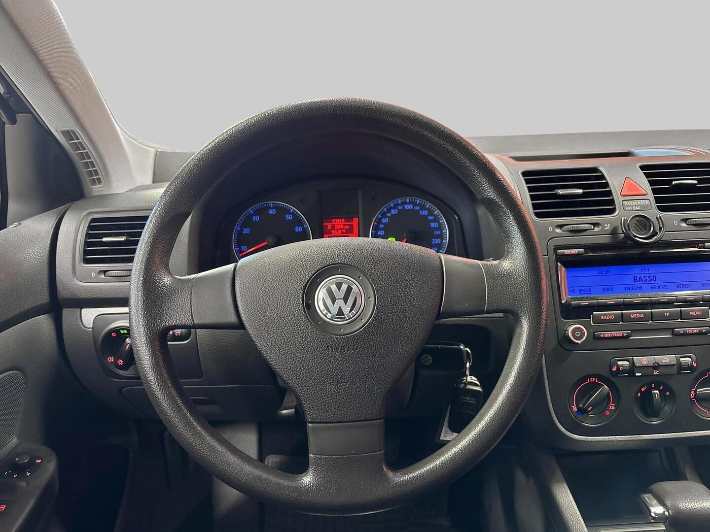 VOLKSWAGEN Jetta 2009