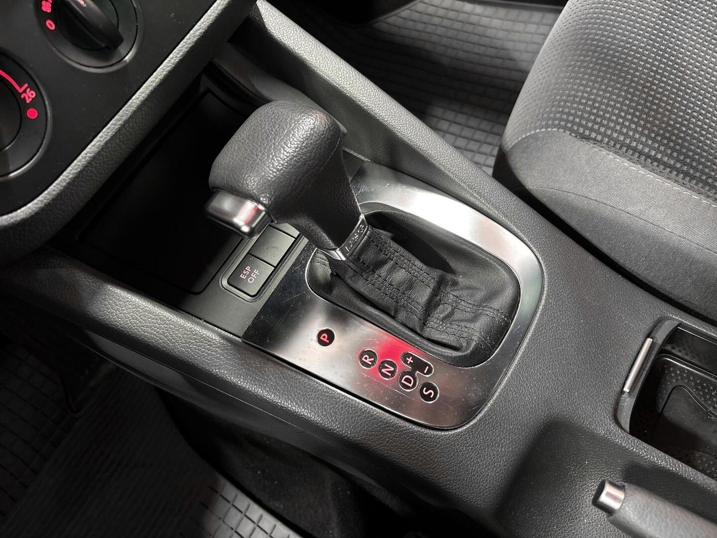 VOLKSWAGEN Jetta 2009