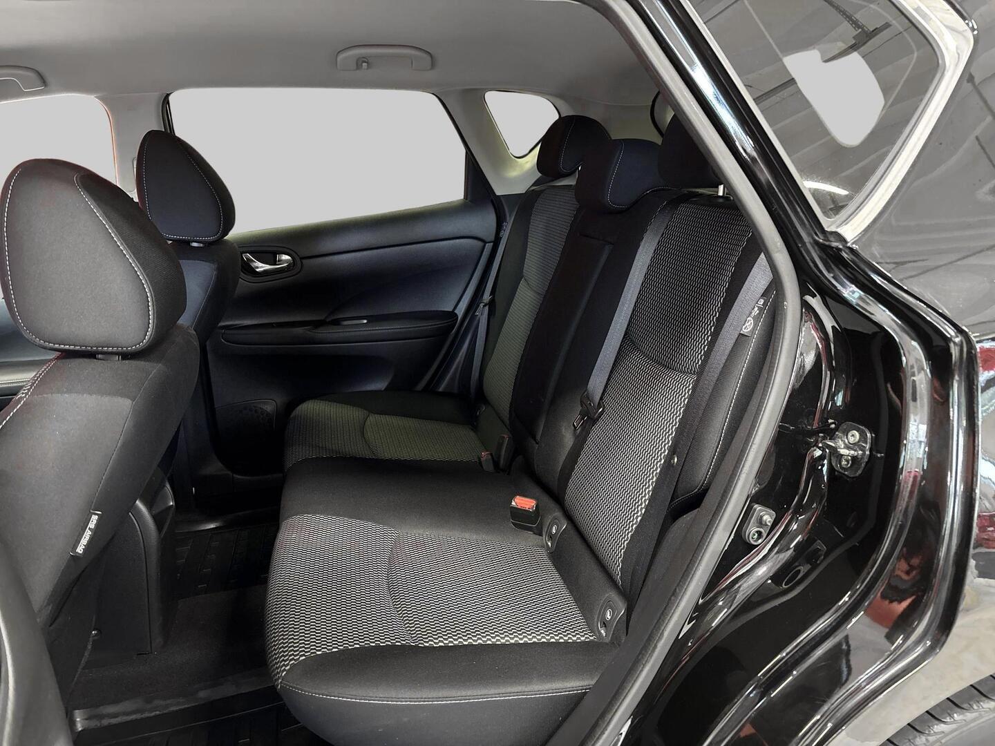 NISSAN Pulsar 2015