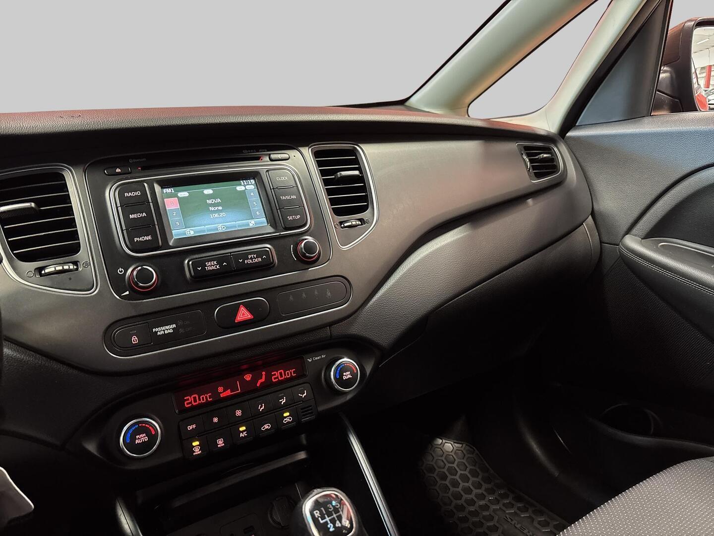 KIA Carens 2015