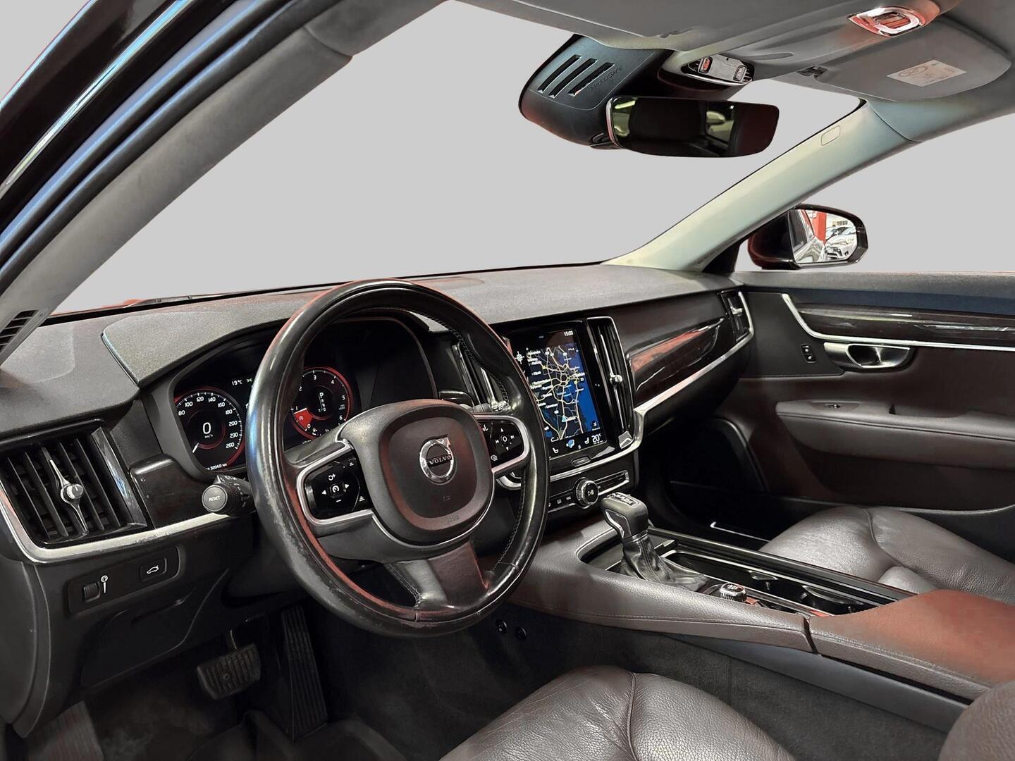 VOLVO V90 2019