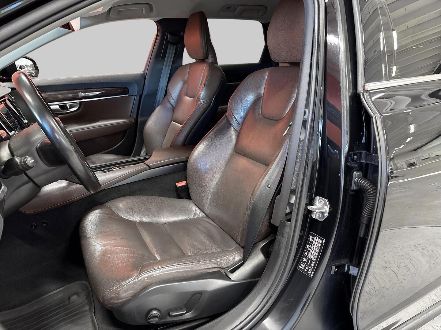 VOLVO V90 2019