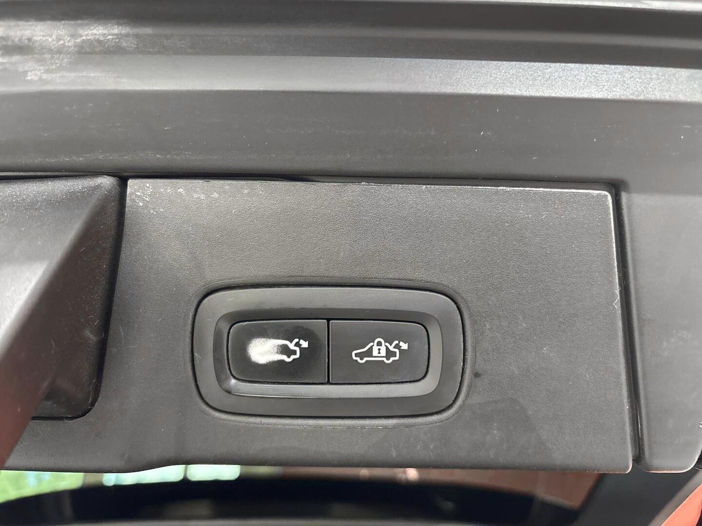 VOLVO V90 2019