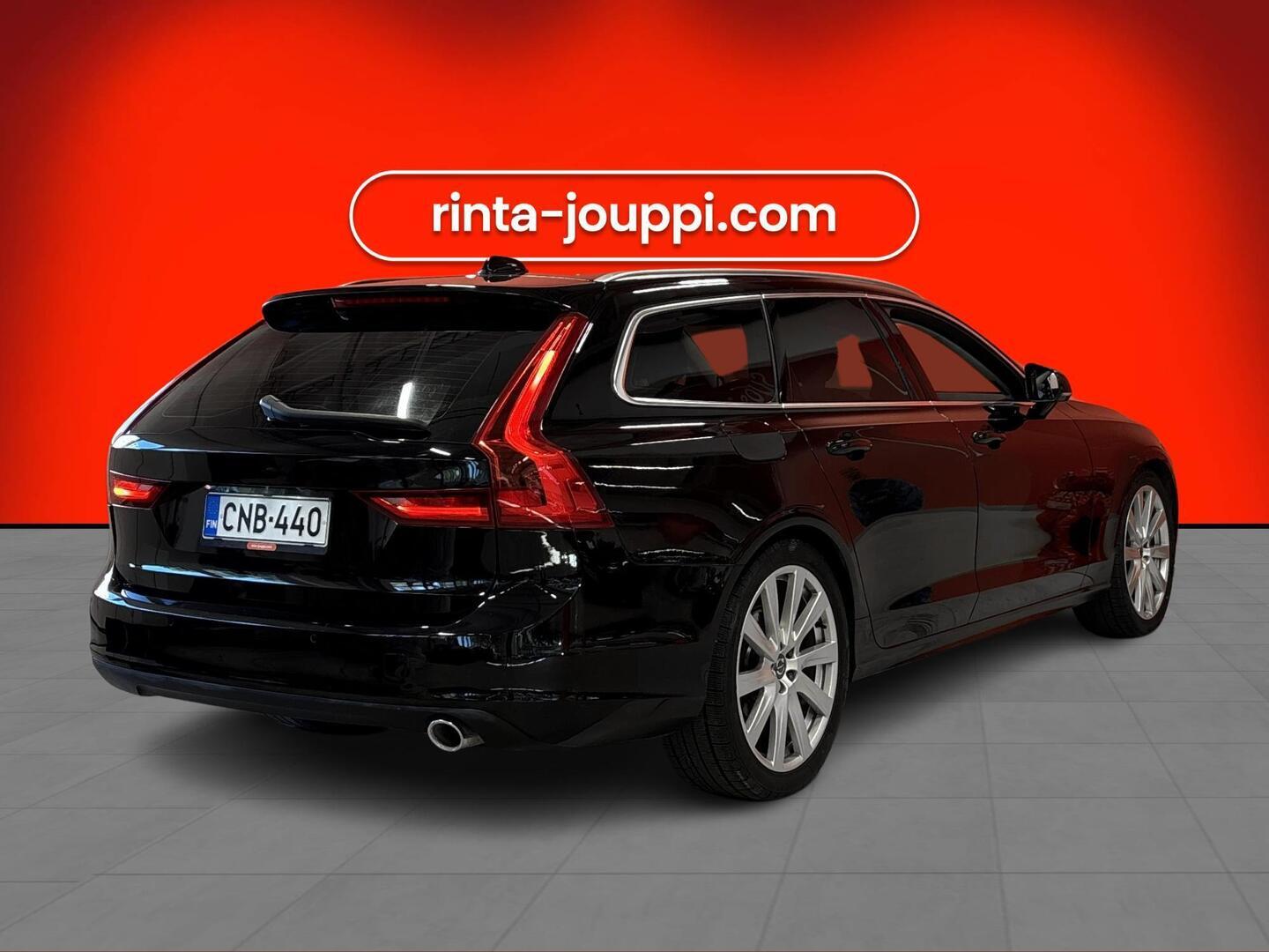 VOLVO V90 2019