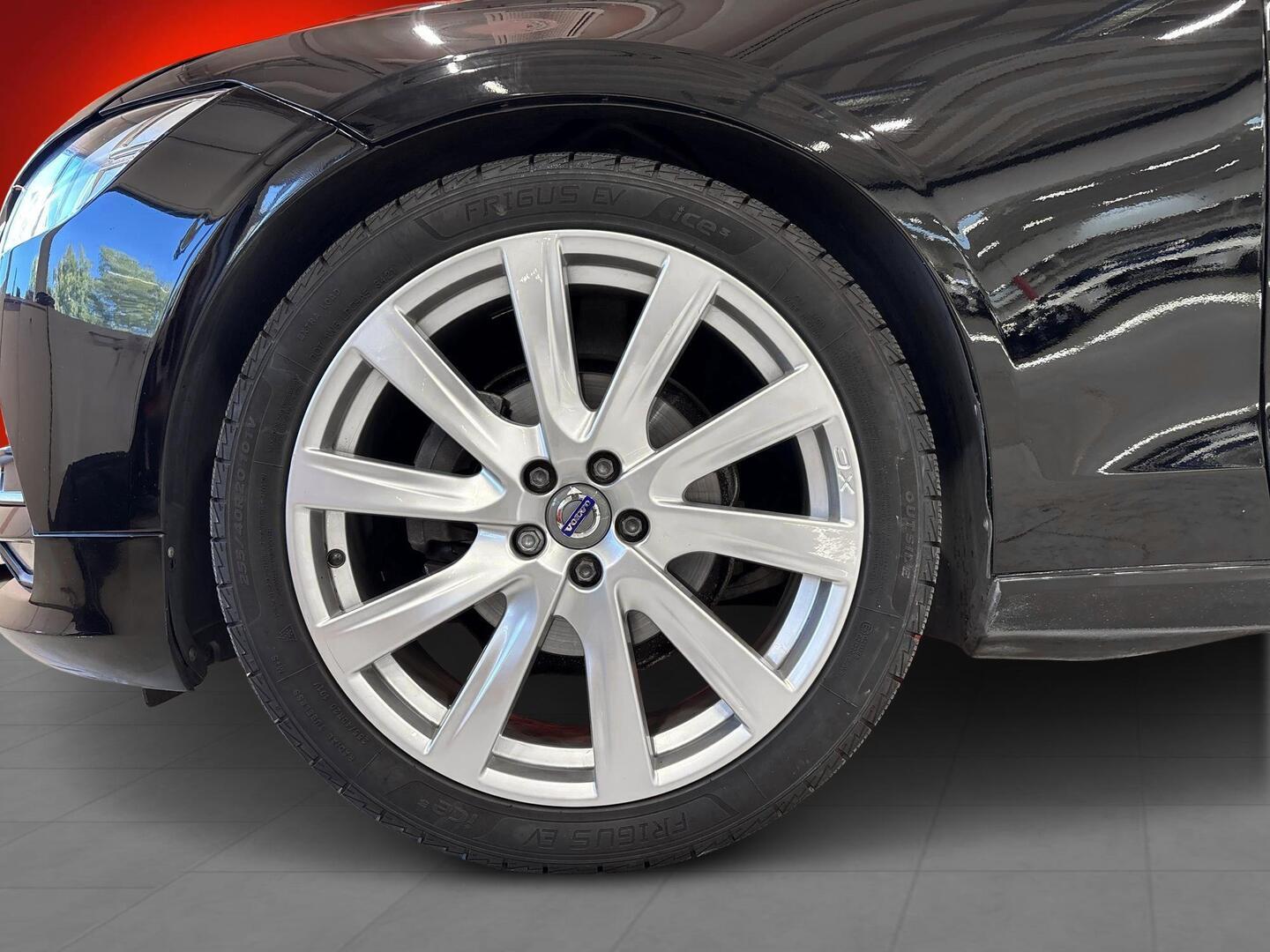 VOLVO V90 2019