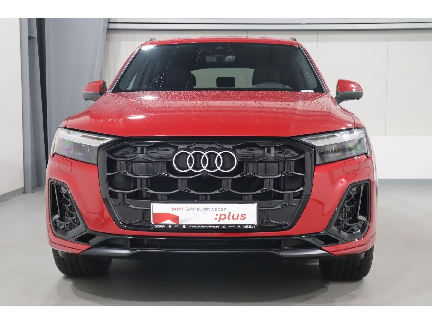 AUDI Q7 2024