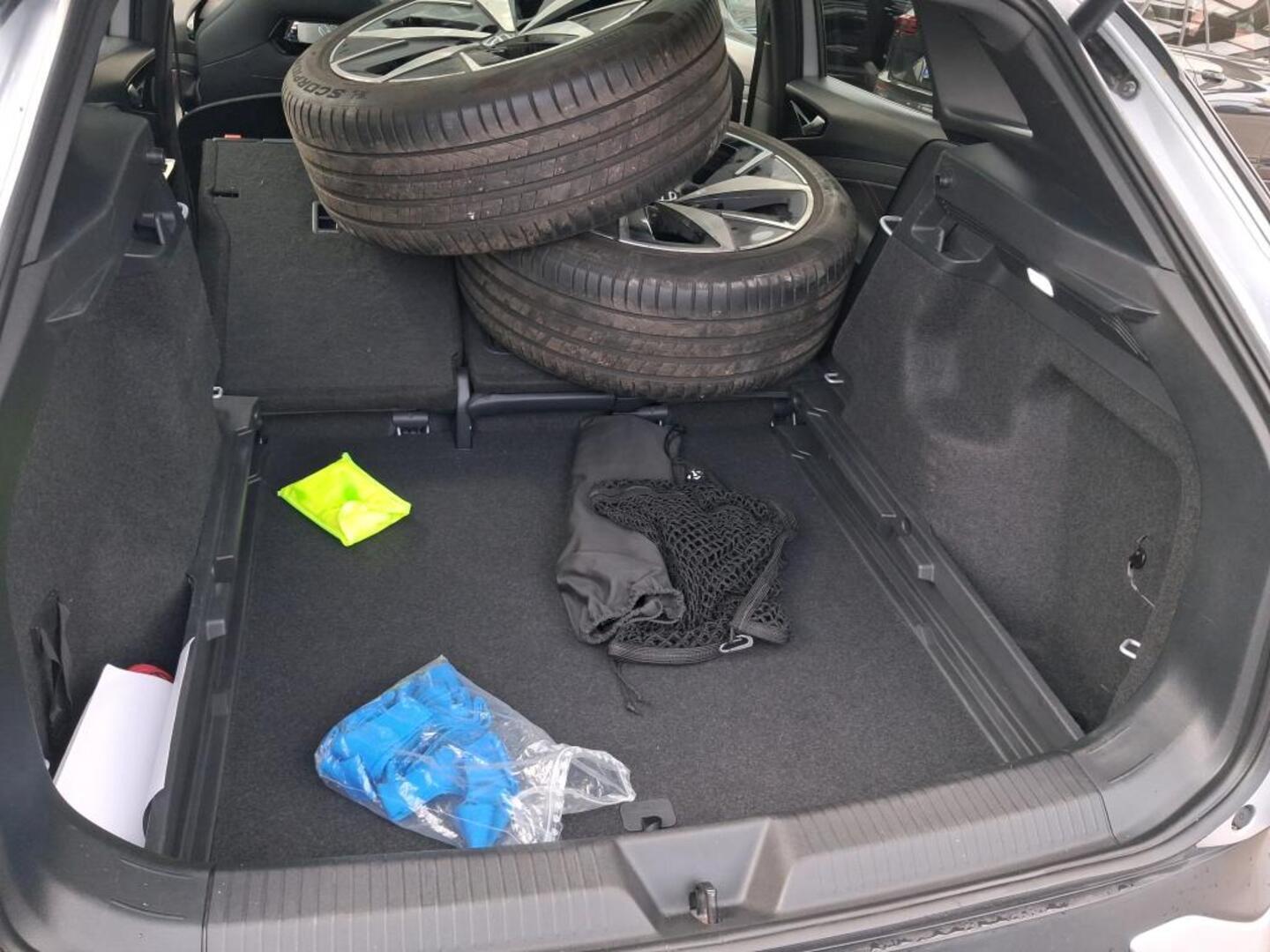 VOLKSWAGEN ID.4 2023
