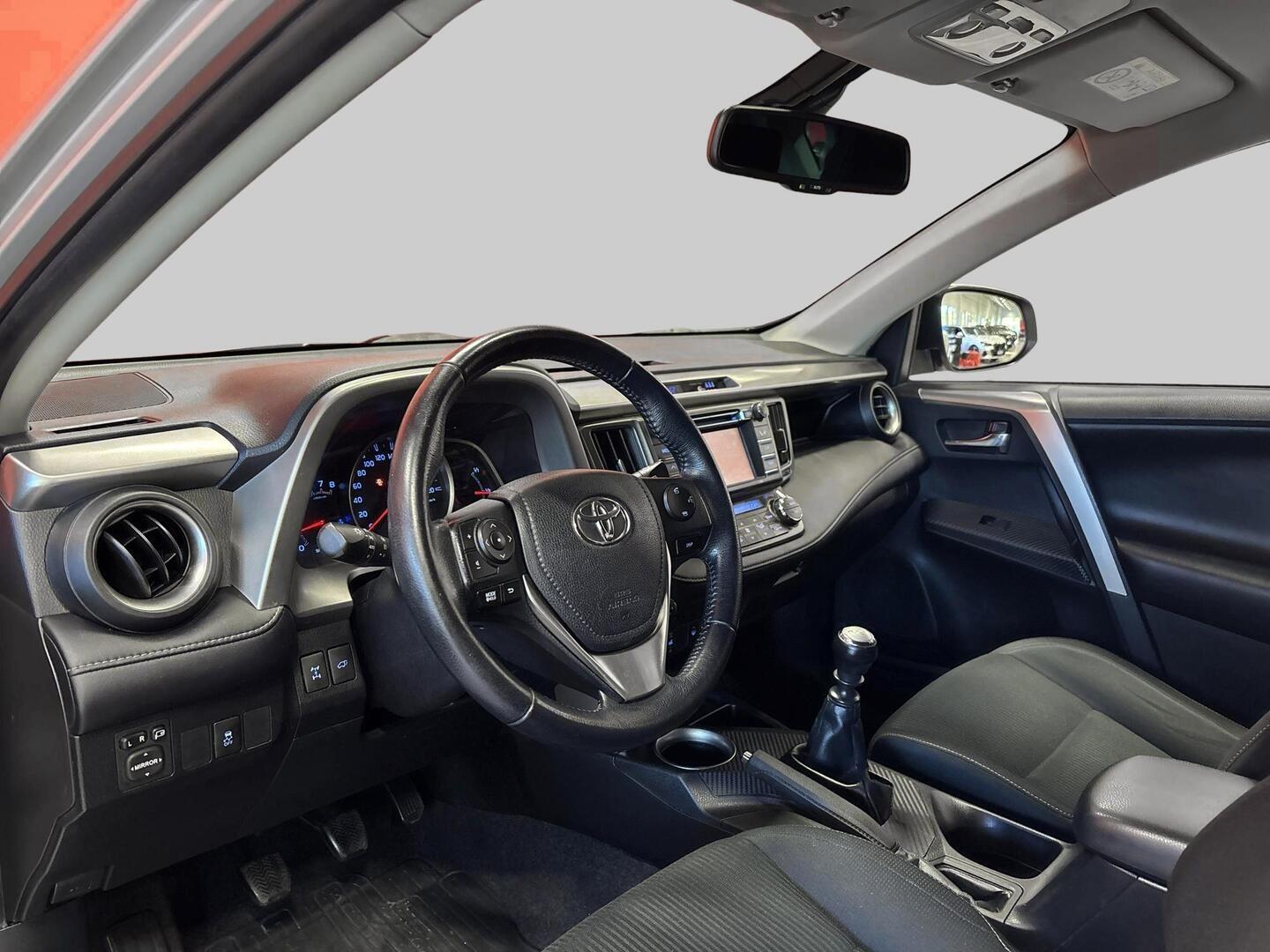 TOYOTA RAV4 2014
