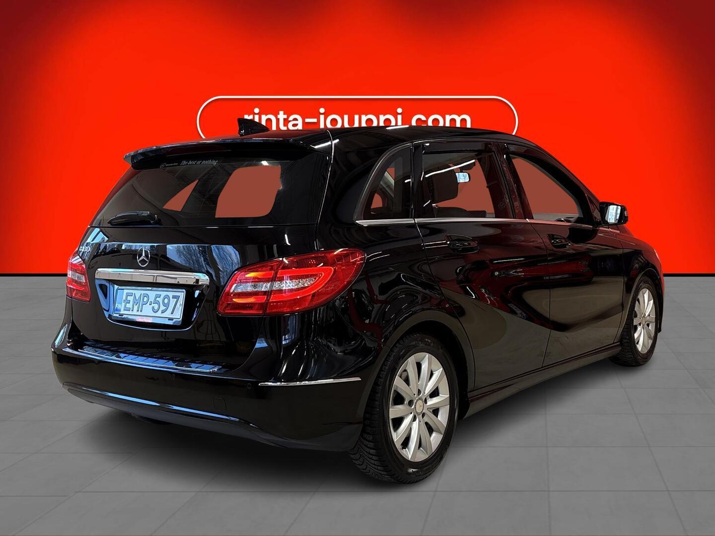 MERCEDES-BENZ B 2013