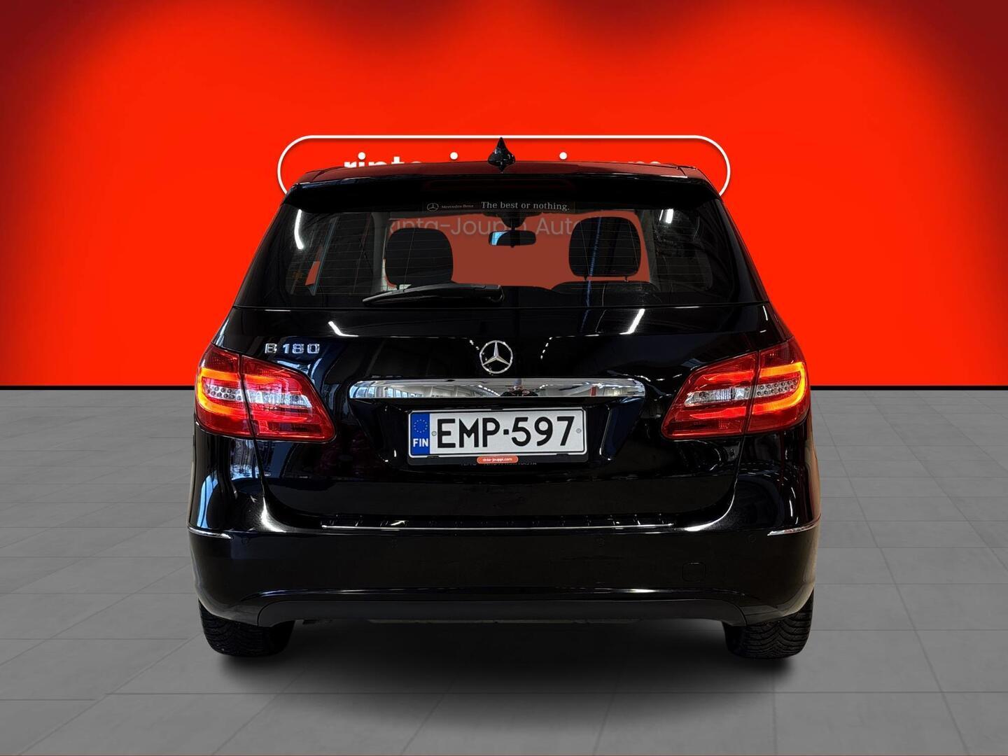 MERCEDES-BENZ B 2013