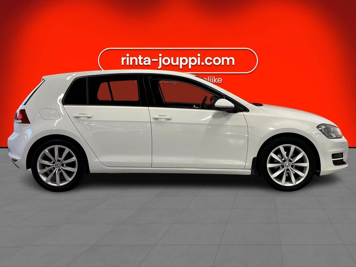 VOLKSWAGEN Golf 2014