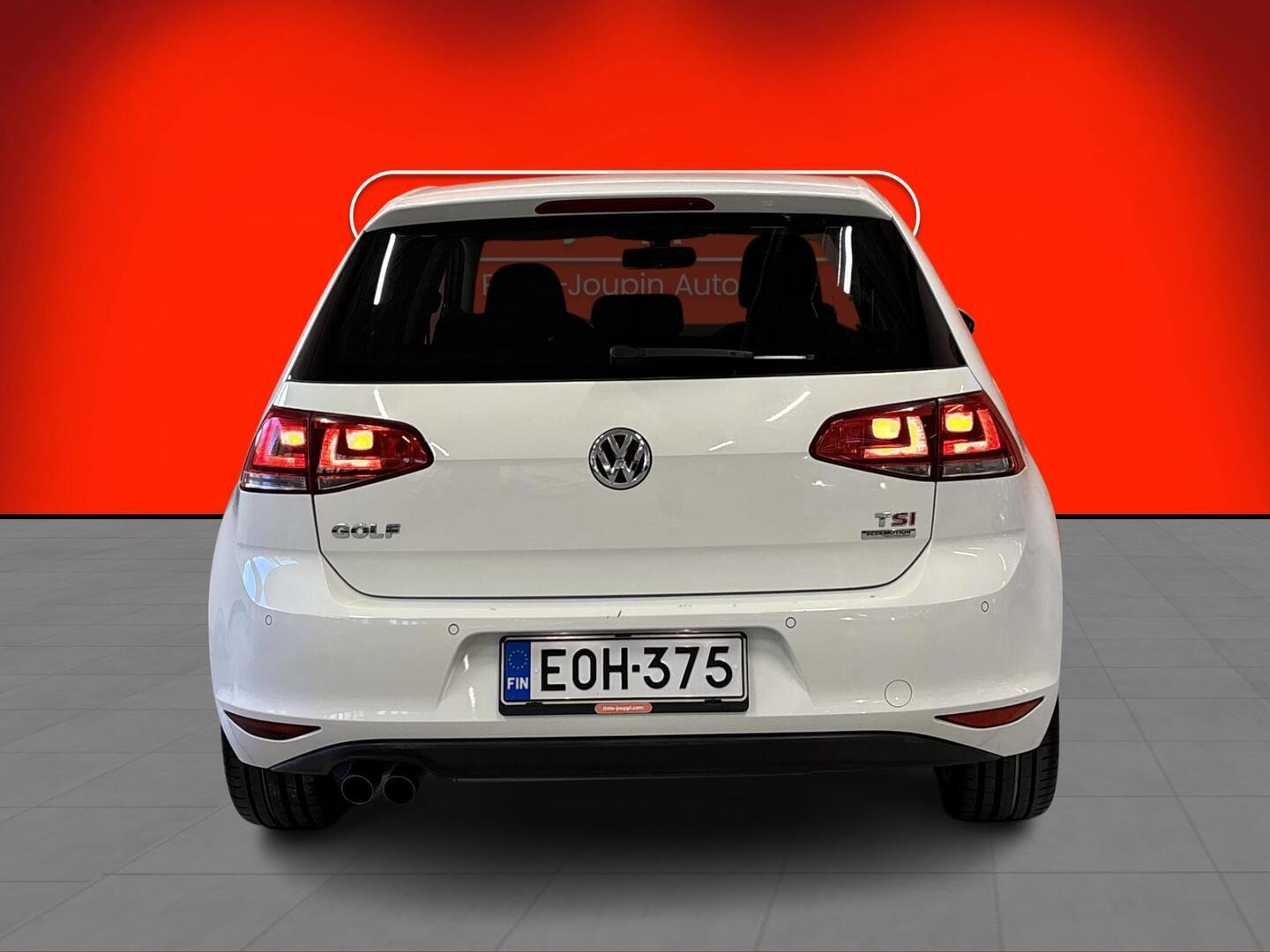 VOLKSWAGEN Golf 2014