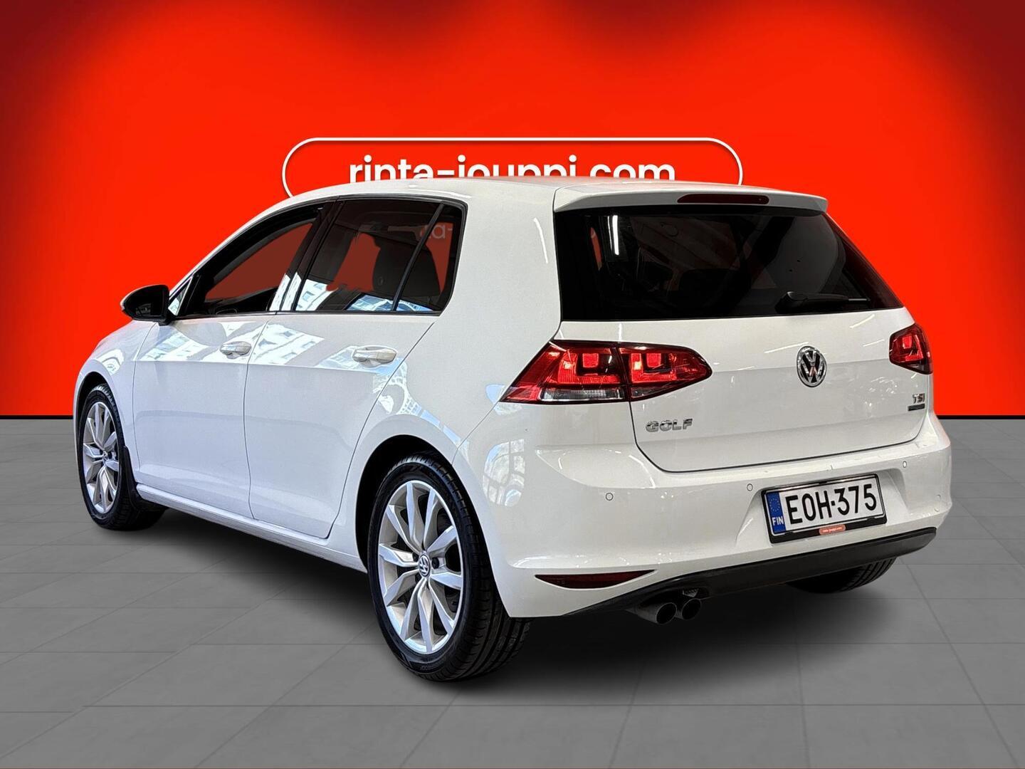 VOLKSWAGEN Golf 2014