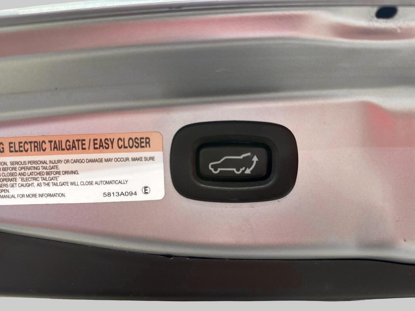 MITSUBISHI Outlander PHEV 2014