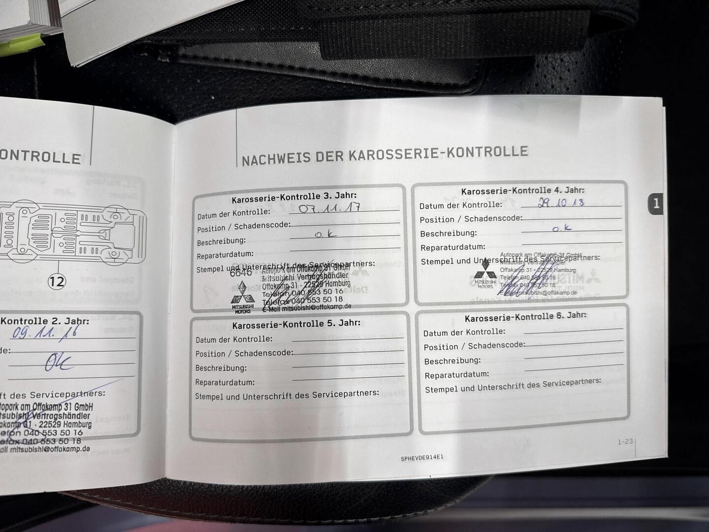 MITSUBISHI Outlander PHEV 2014