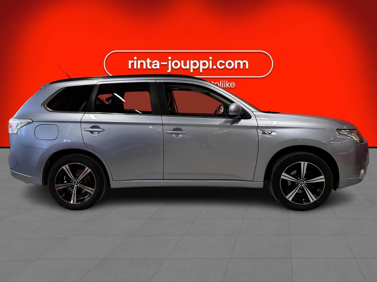 MITSUBISHI Outlander PHEV 2014