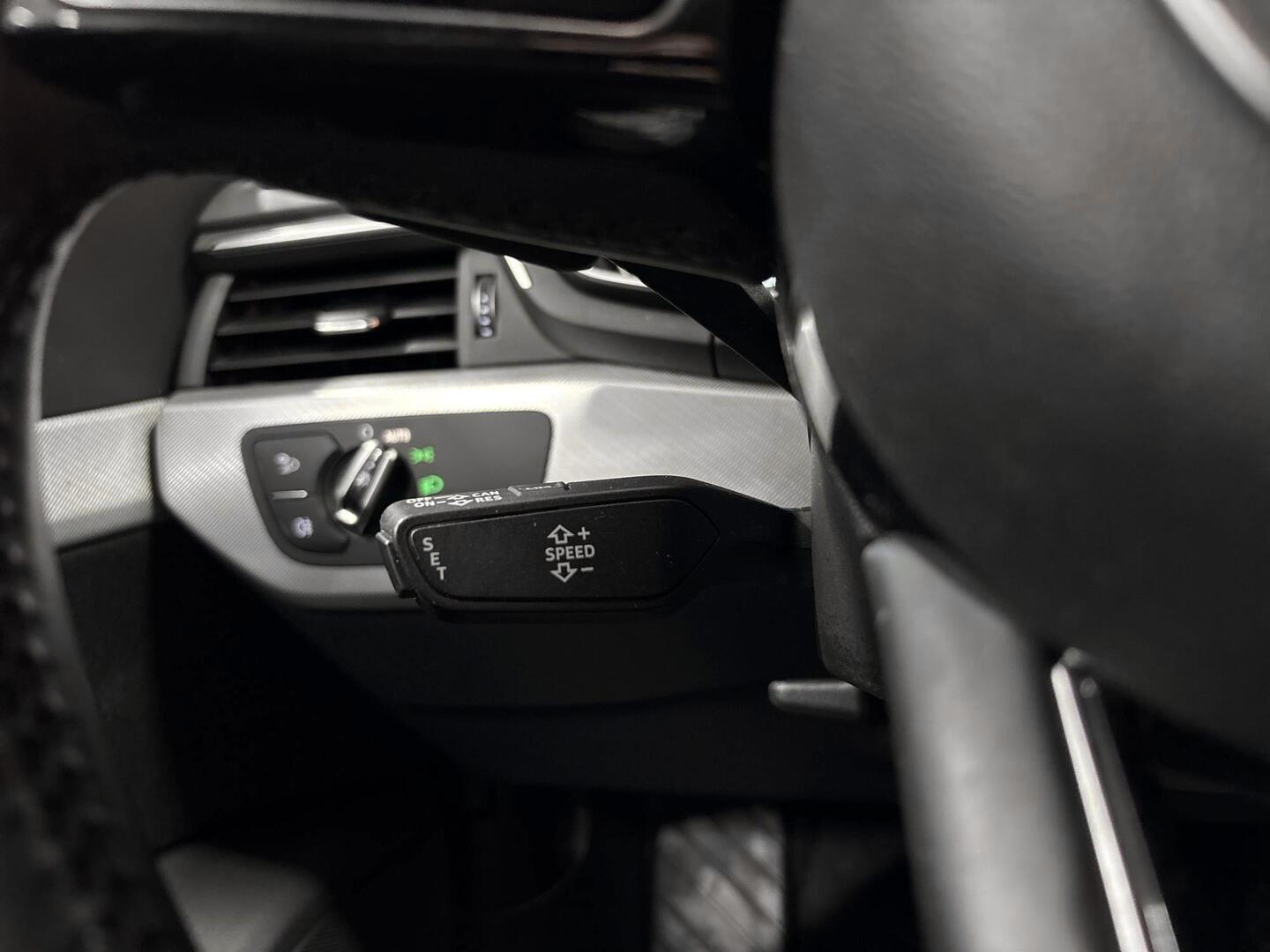 AUDI A4 2016