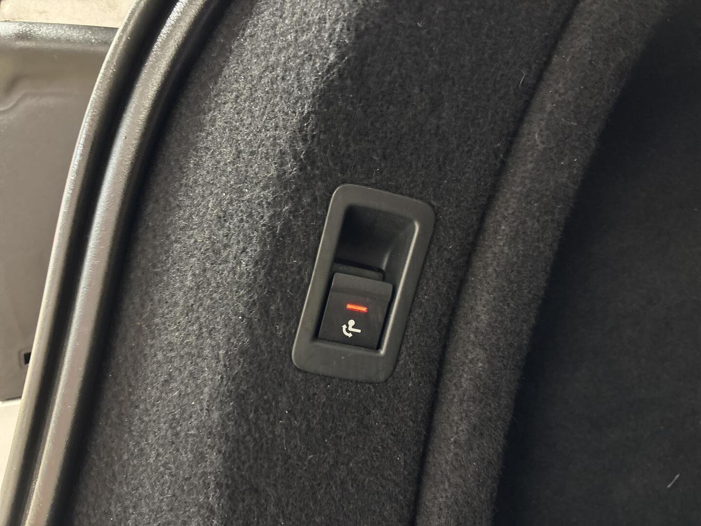 AUDI A4 2016