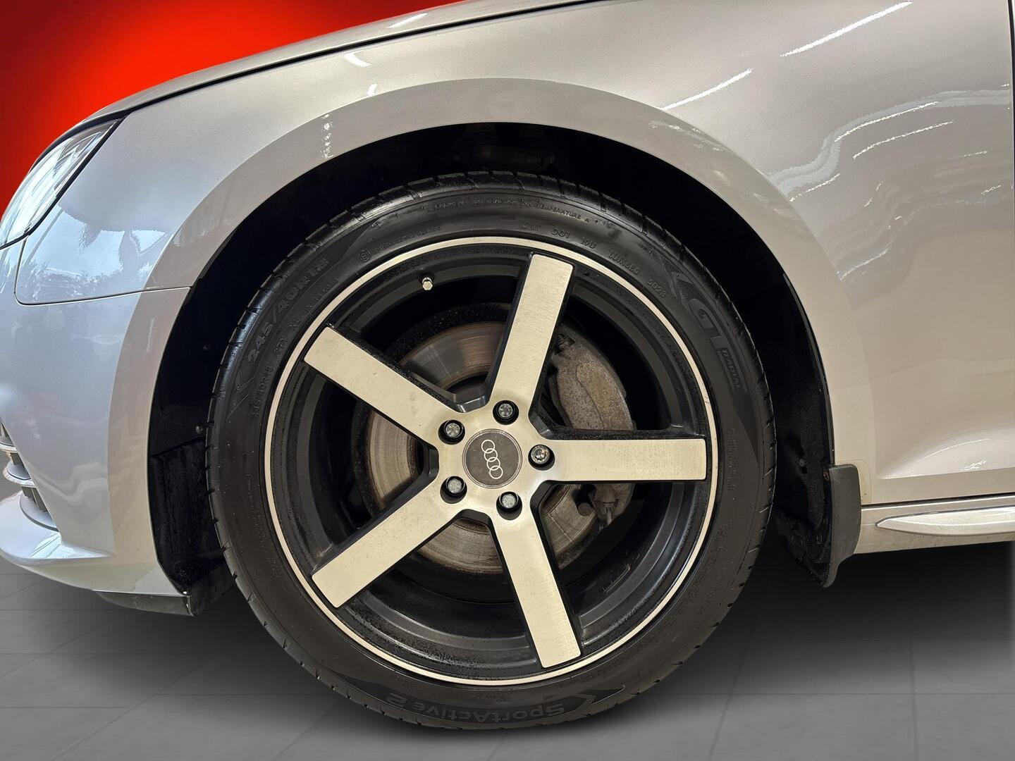 AUDI A4 2016