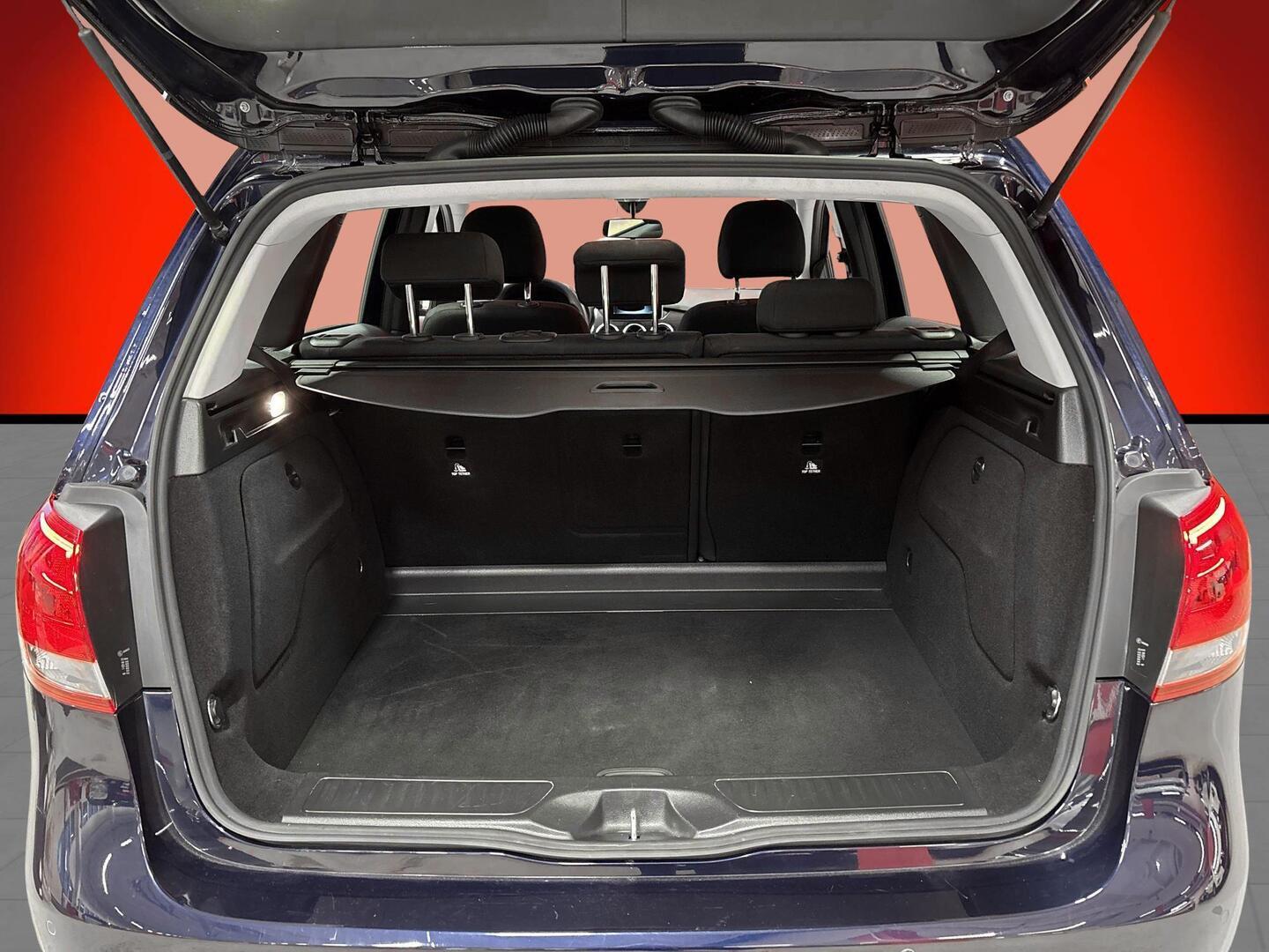 MERCEDES-BENZ B 2017