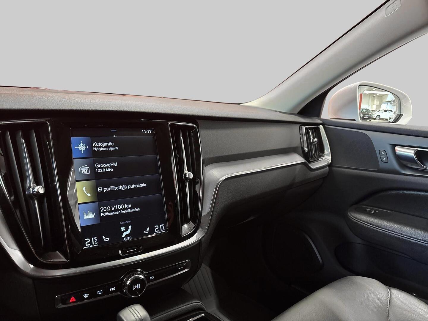VOLVO V60 2021