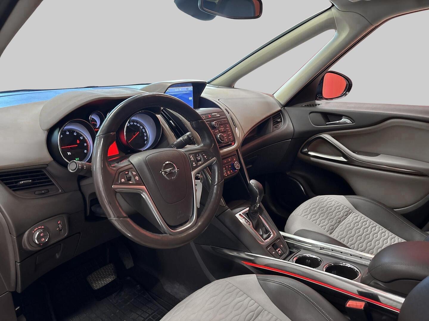 OPEL Zafira Tourer 2013