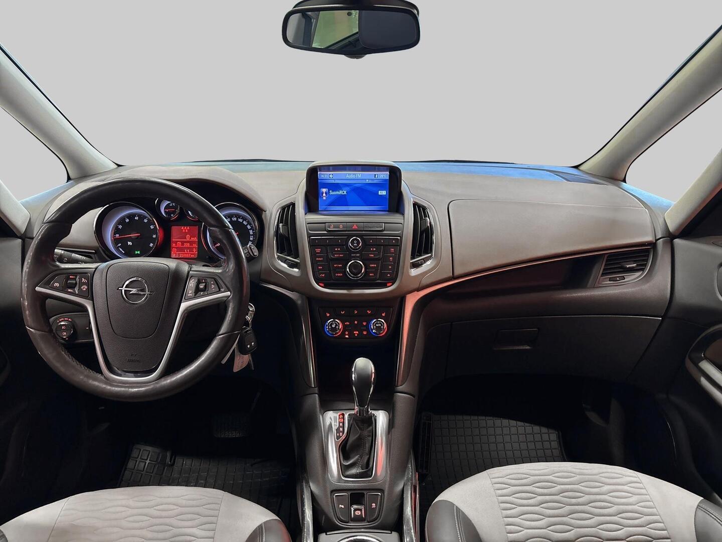 OPEL Zafira Tourer 2013