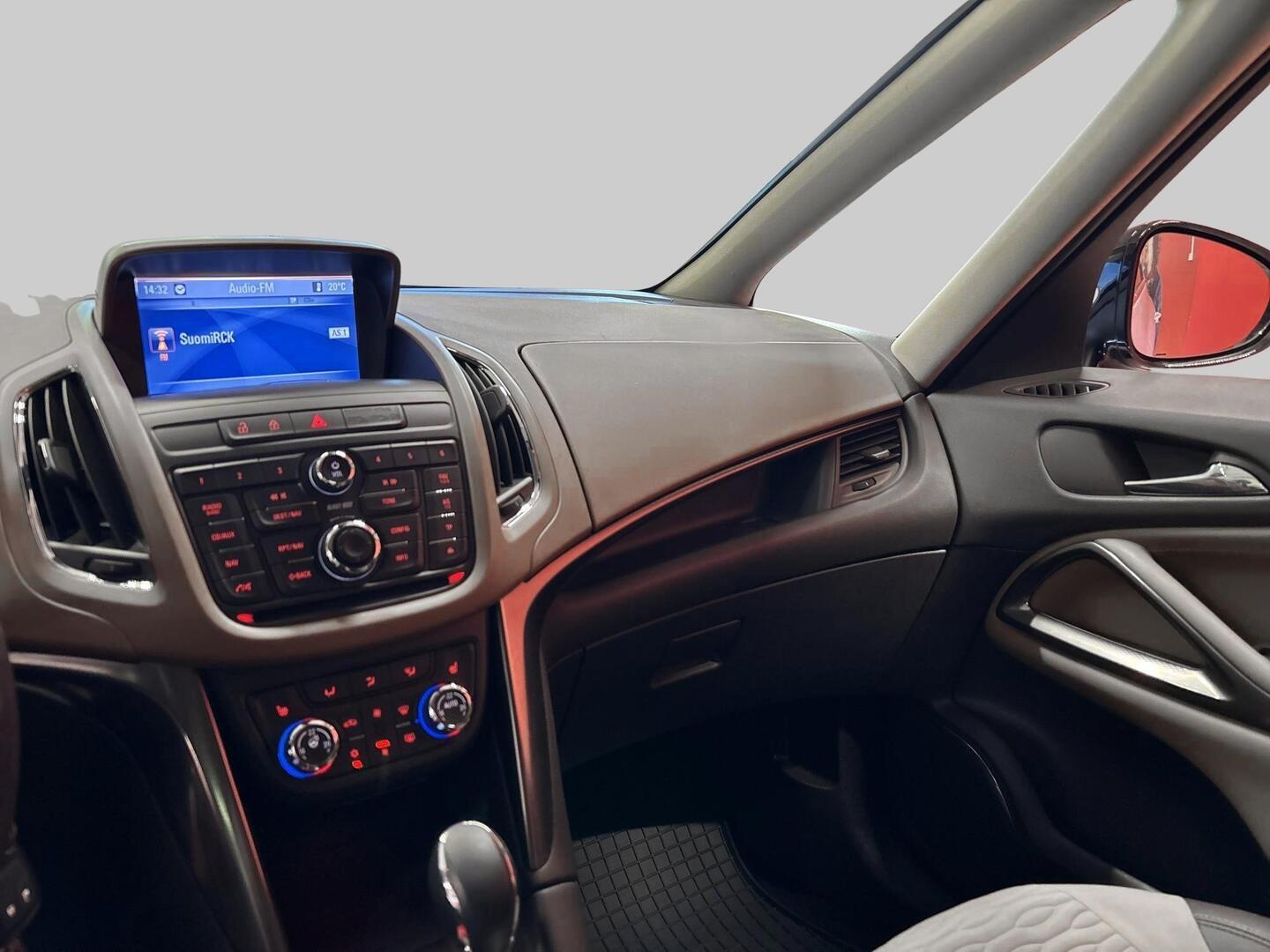 OPEL Zafira Tourer 2013
