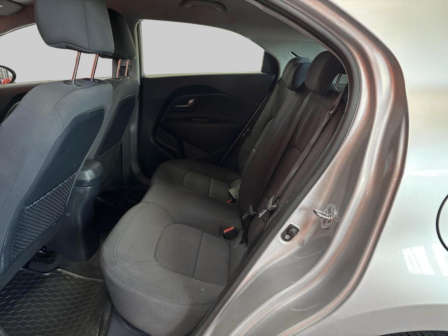 KIA Rio 2015