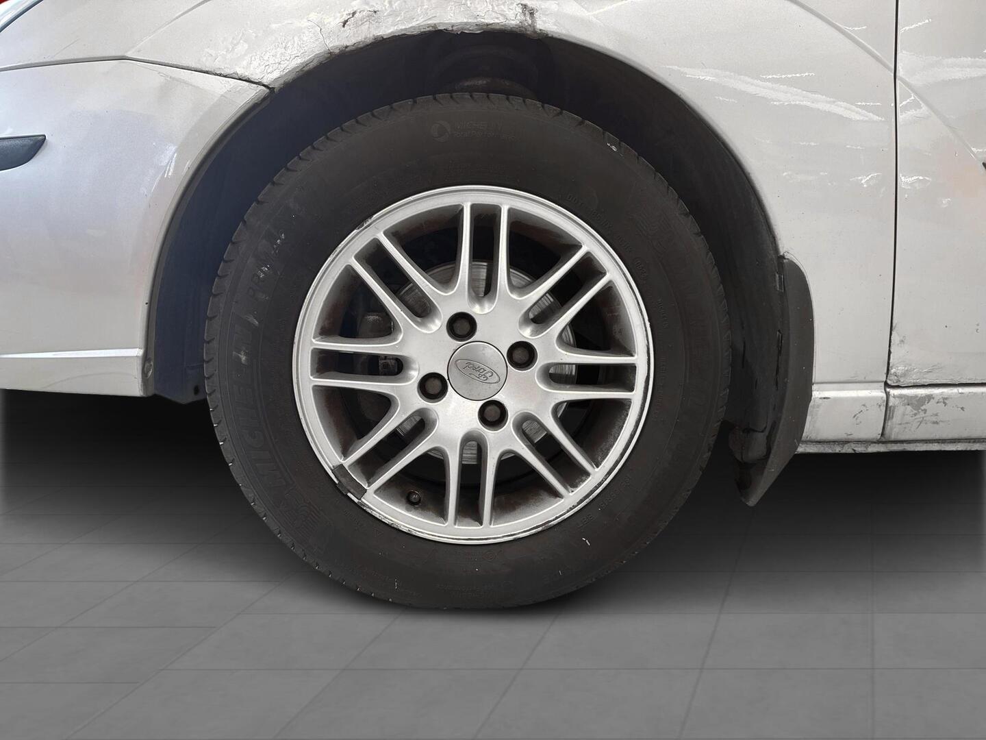 FORD Focus 2004