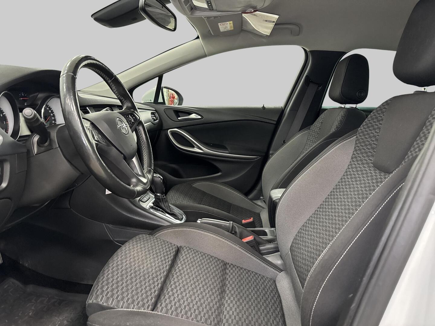 OPEL Astra 2020