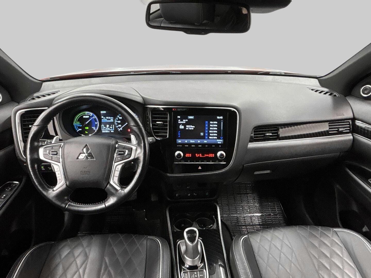 MITSUBISHI Outlander PHEV 2019