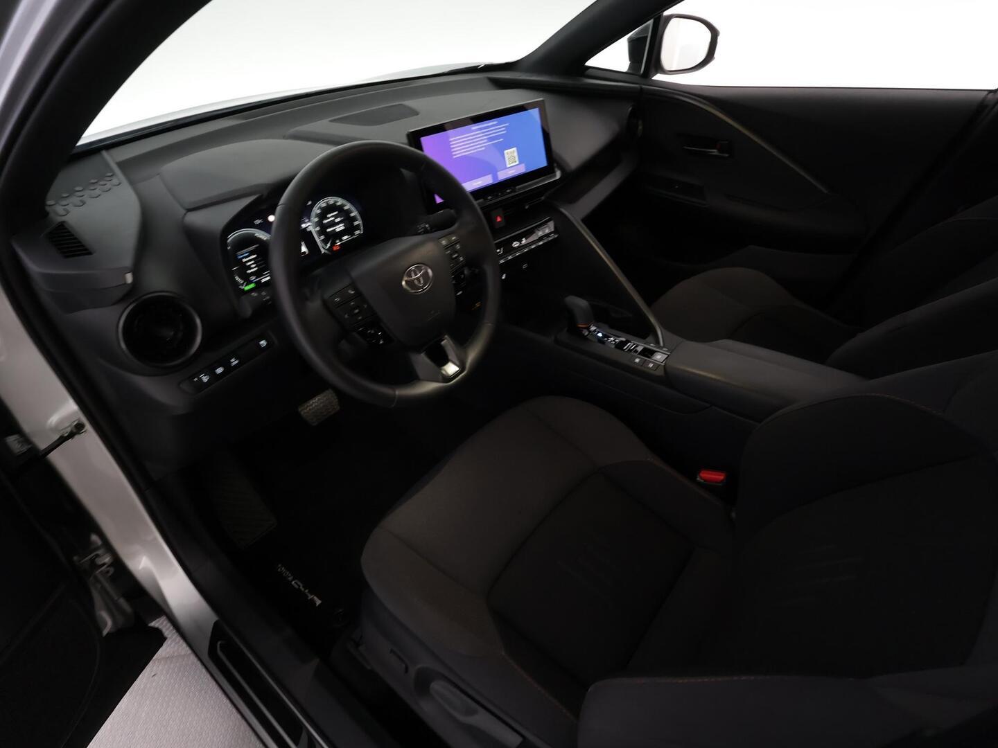 TOYOTA C-HR 2025
