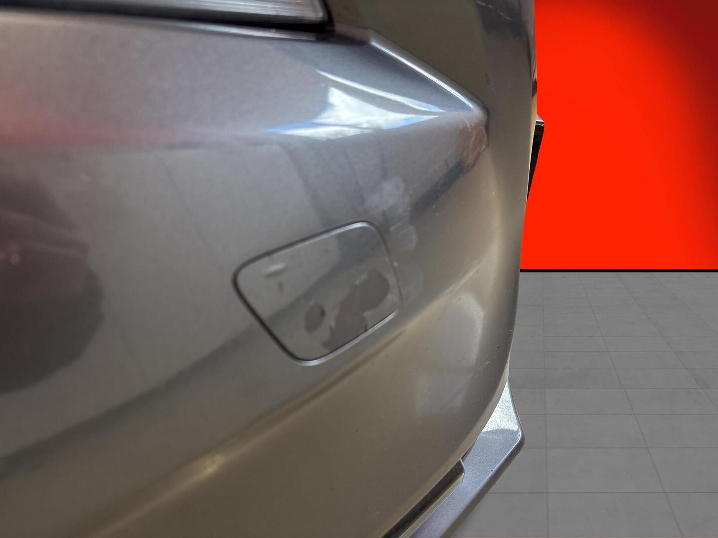 VOLVO V40 2014