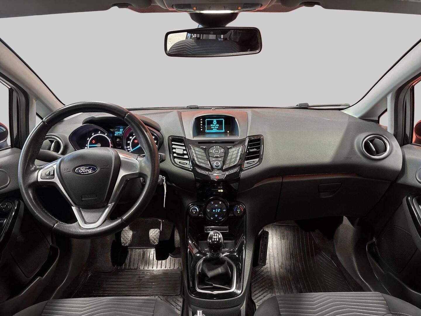 FORD Fiesta 2015