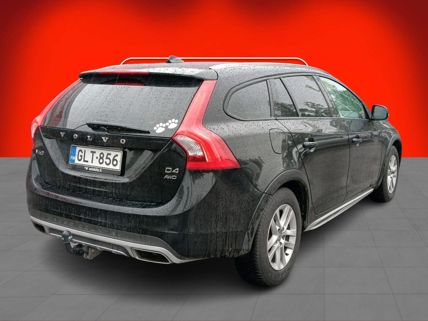 VOLVO V60 Cross Country 2016