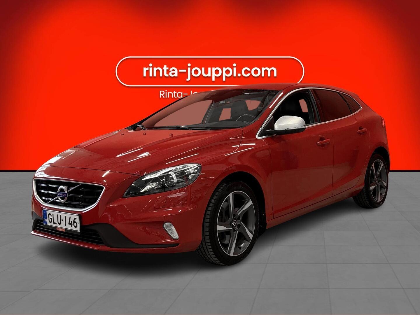 VOLVO V40 2016