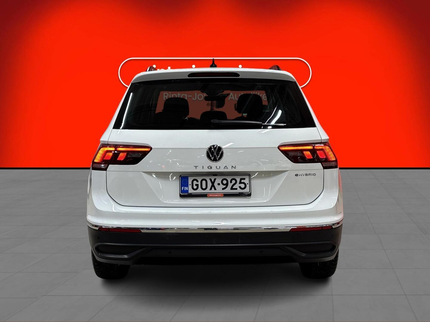 VOLKSWAGEN Tiguan 2022