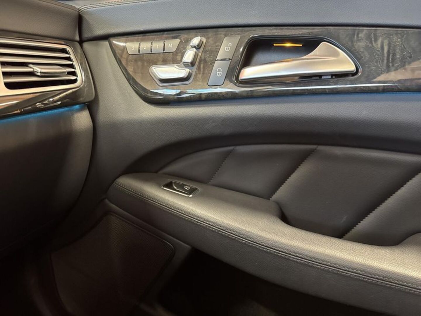 MERCEDES-BENZ CLS 2015