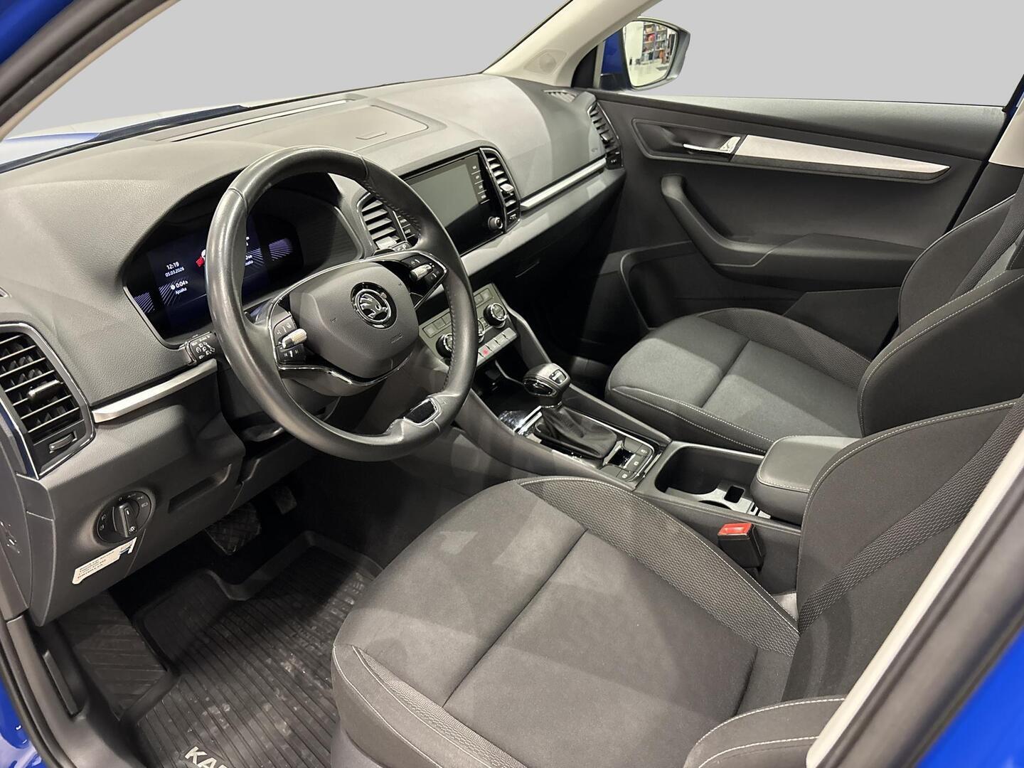 SKODA Karoq 2023