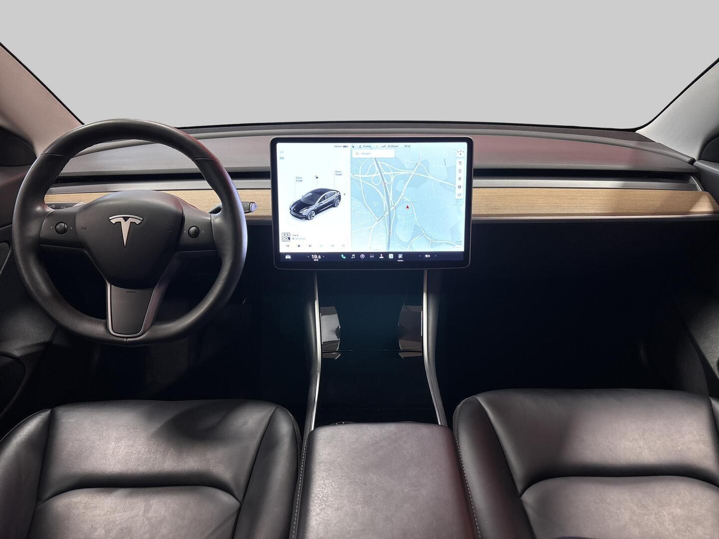 TESLA MODEL 3 2020