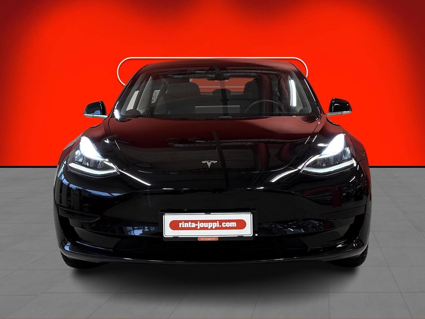 TESLA MODEL 3 2020