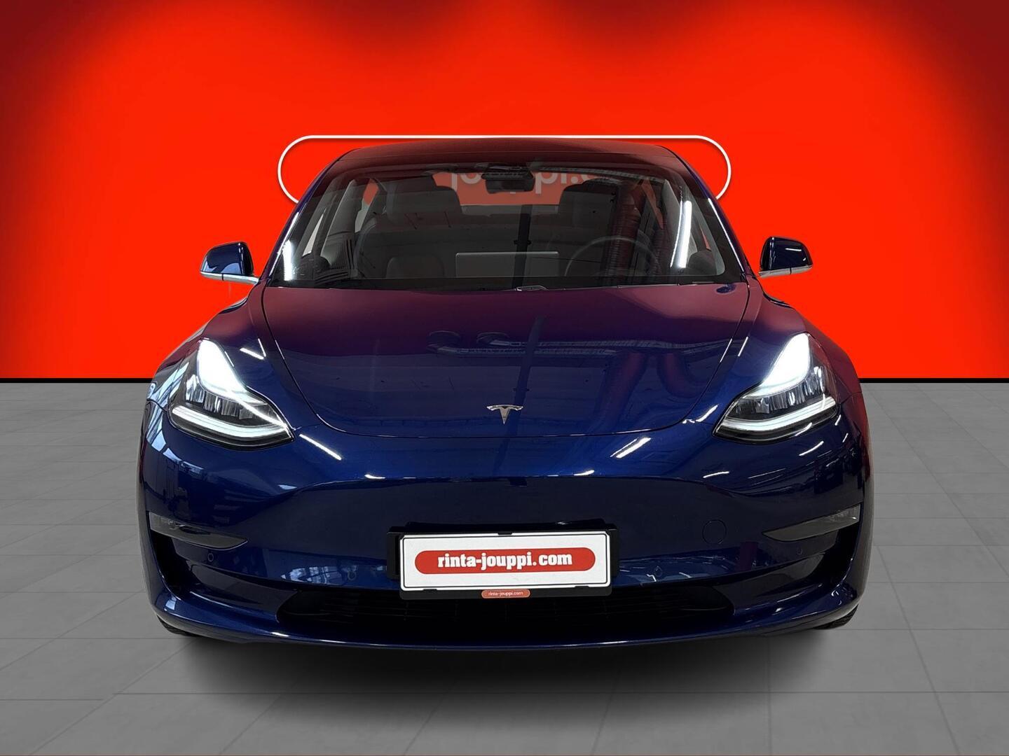 TESLA MODEL 3 2020