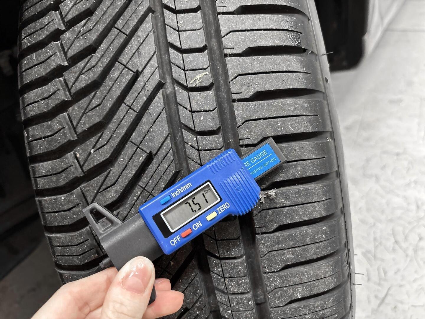 MITSUBISHI ECLIPSE CROSS 2023