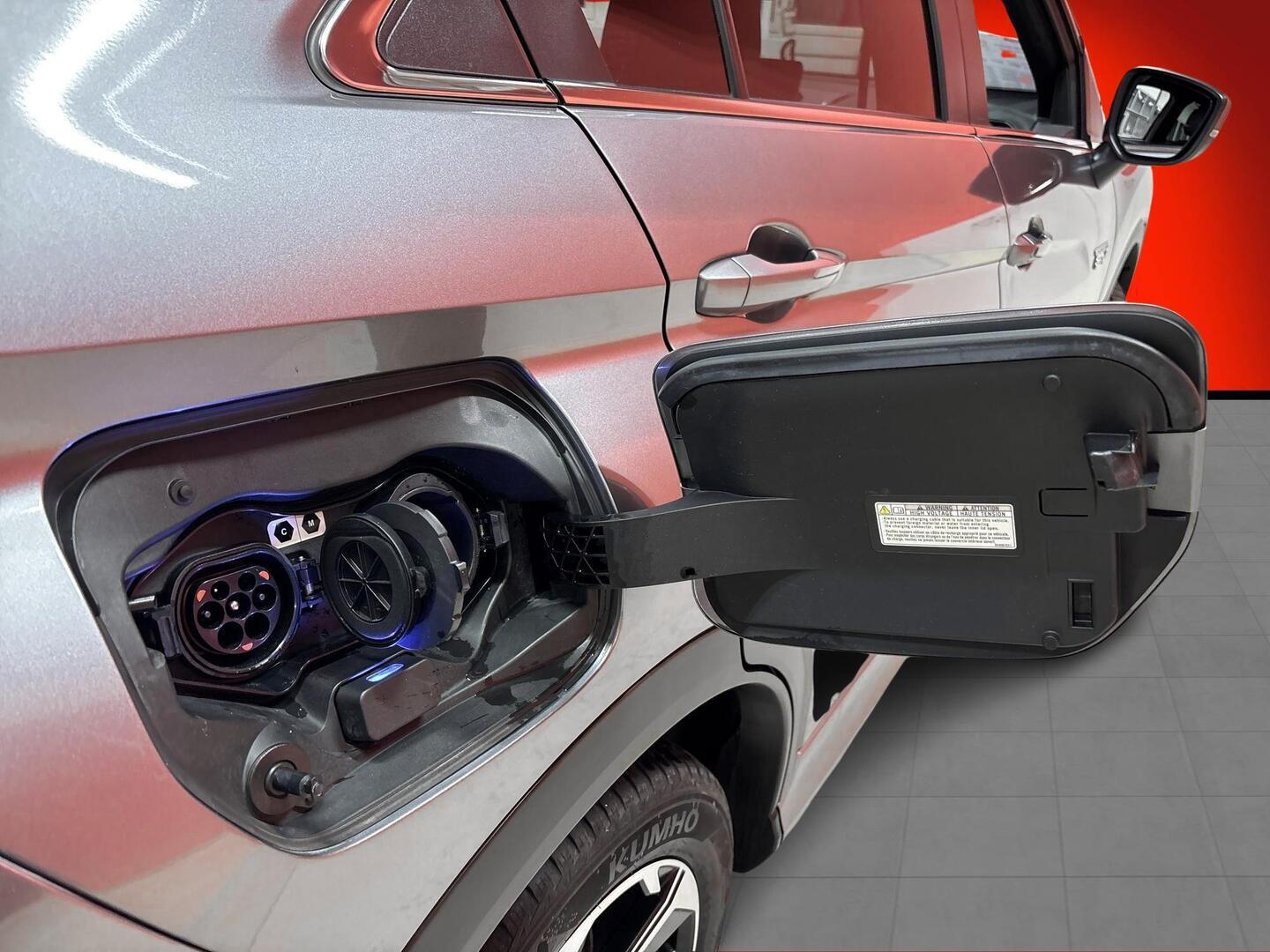 MITSUBISHI ECLIPSE CROSS 2023