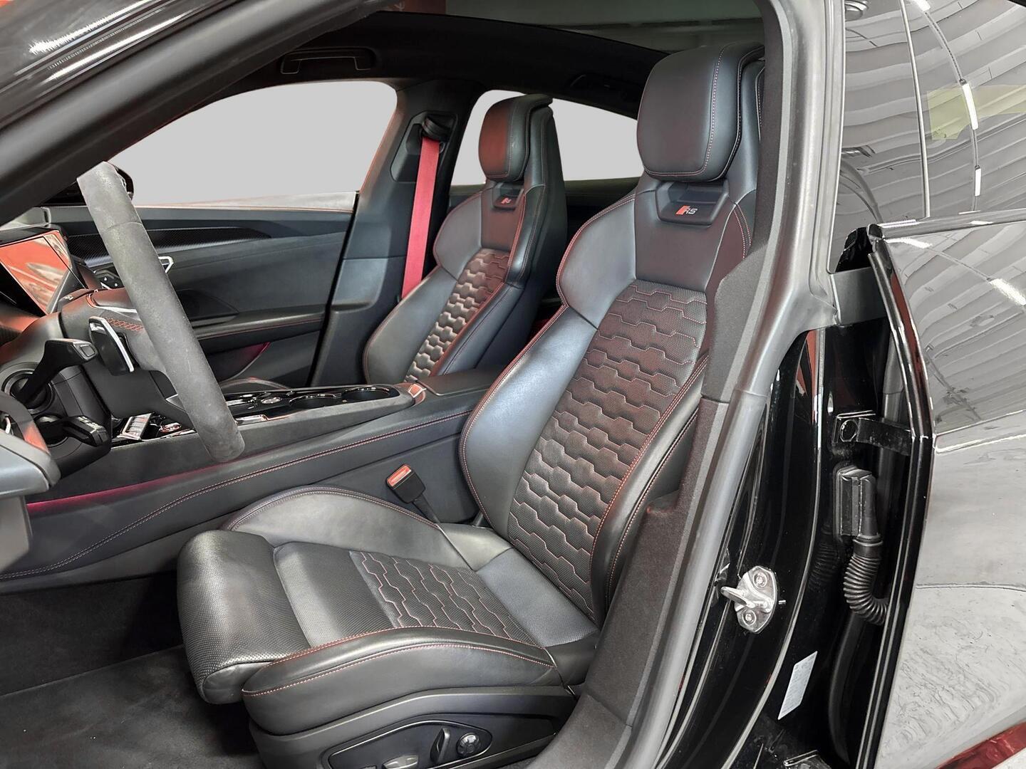 AUDI E-TRON GT RS 2022